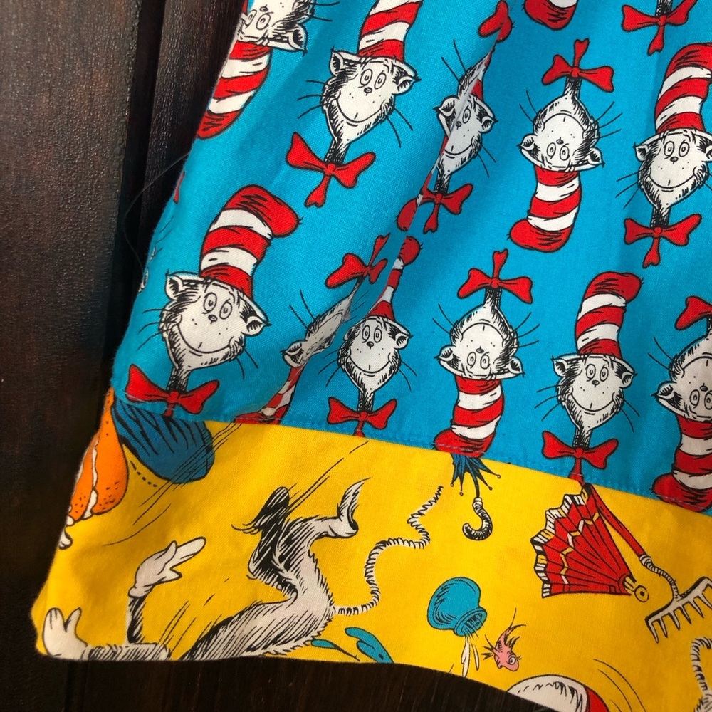 AWESOME Boutique CAT IN THE HAT apron knot dress size 8 - Picture 5 of 8